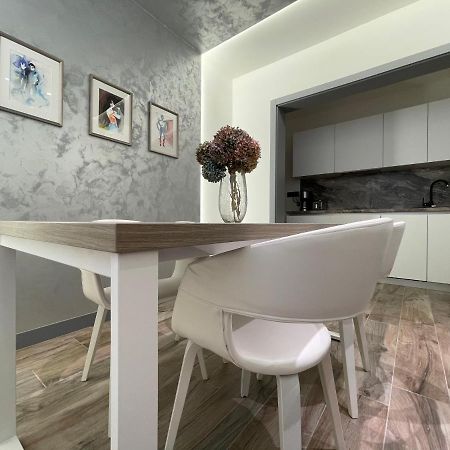 Mangio Dubrovnik Silver 外观 照片