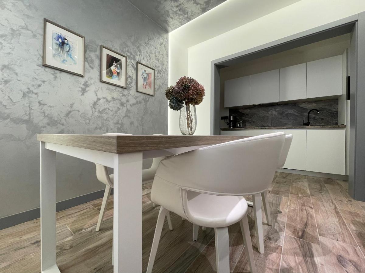 Mangio Dubrovnik Silver 外观 照片