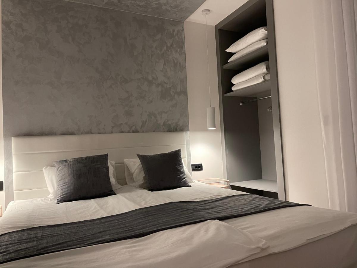 Mangio Dubrovnik Silver 外观 照片