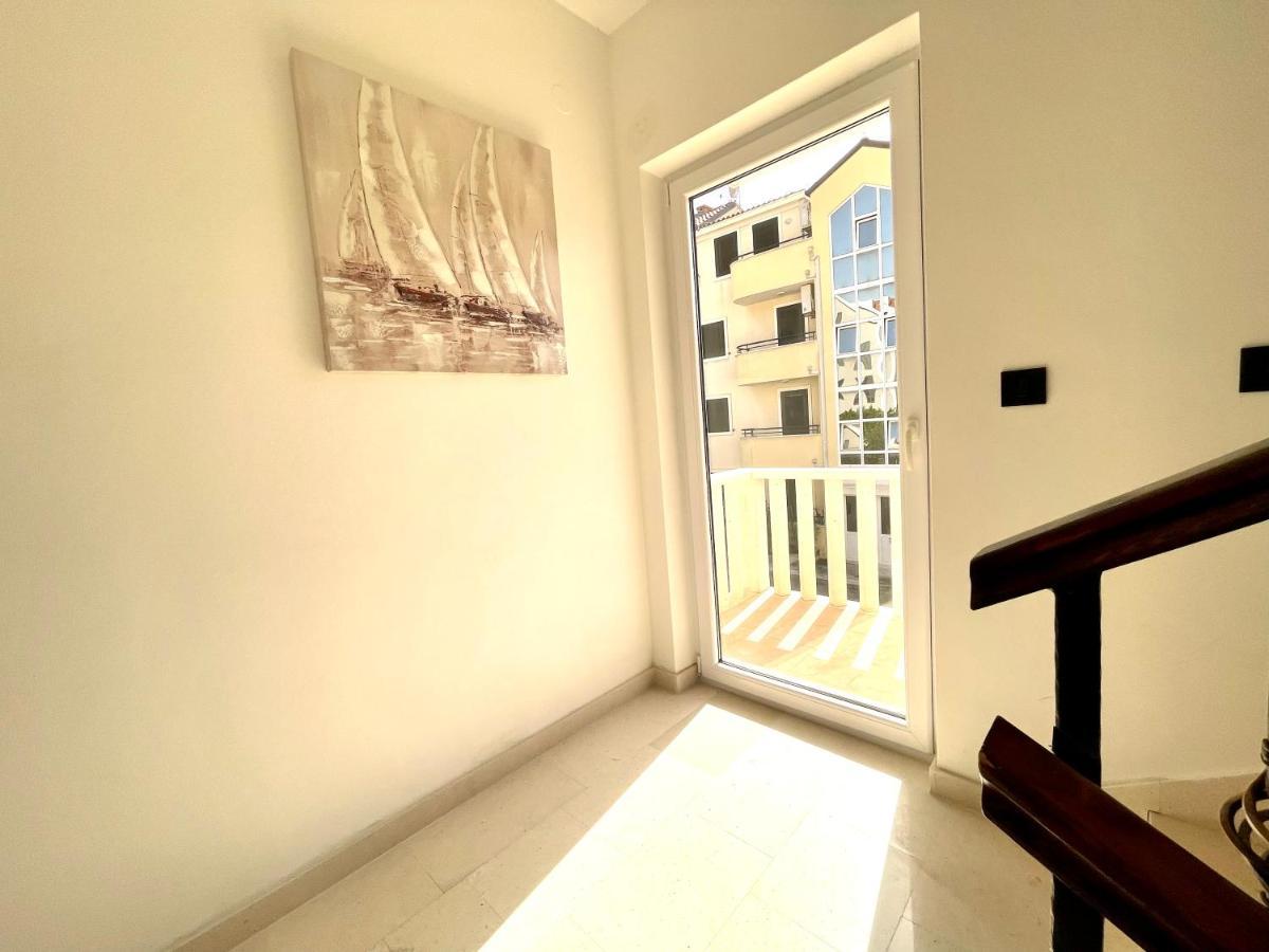 Mangio Dubrovnik Silver 外观 照片